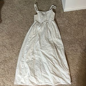 Old navy smocked dress (small, white)